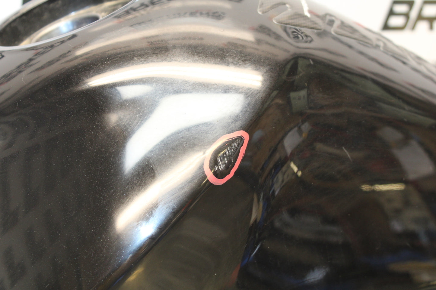 09-15 YAMAHA FZ6R GAS TANK FUEL CELL PETROL RESERVOIR BB161