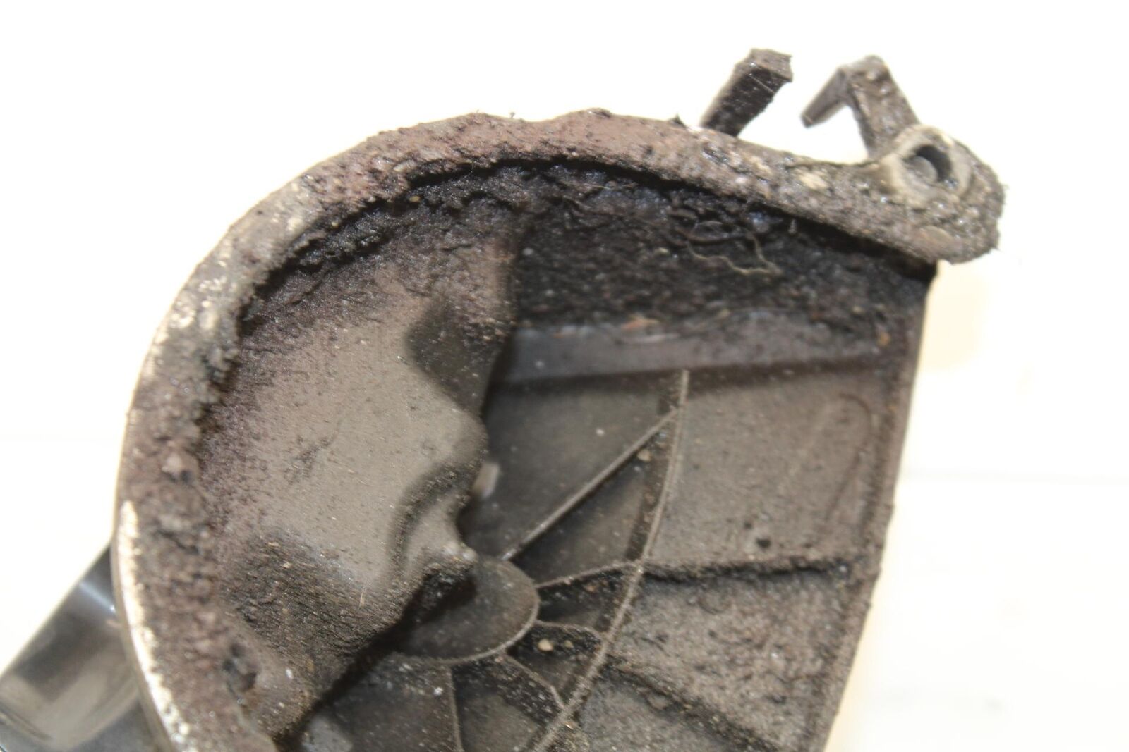 2008 Honda CBR1000RR ENGINE SPROCKET COVER 11350-MFL-000 BB579