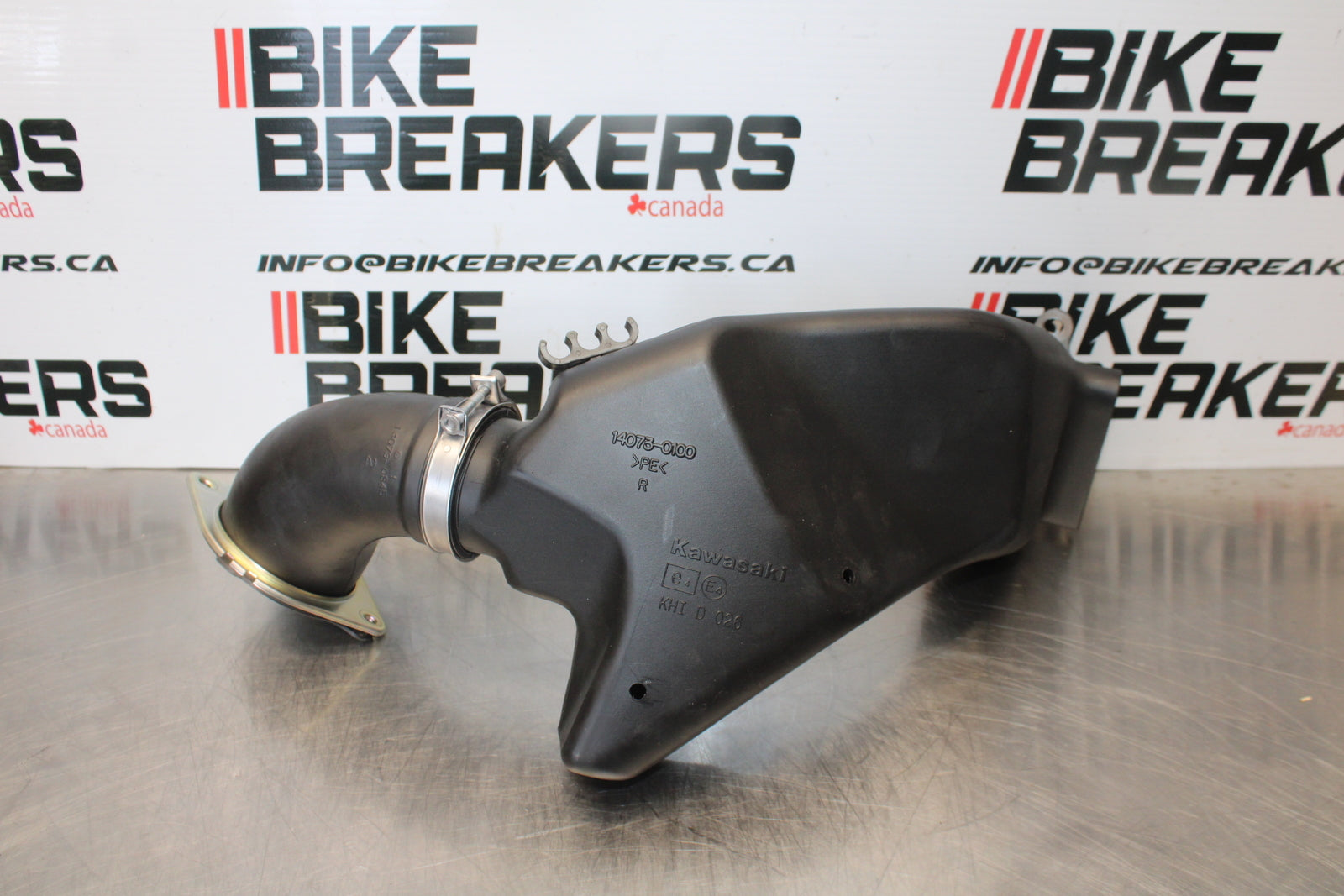 23-24 KAWASAKI NINJA ZX14R NEW!! RIGHT LEFT AIR INTAKE DUCTS BB169