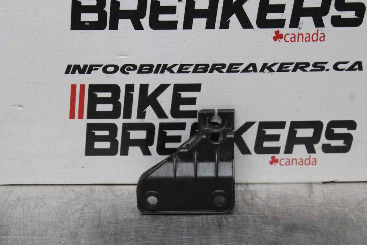 11-24 SUZUKI GSXR750 AIRBOX ECU HOLDER BRACKET BB687-B