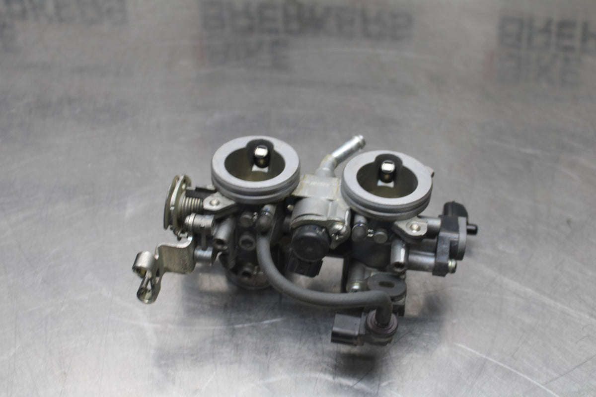 18-23 KAWASAKI NINJA 400 EX400 ABS MAIN FUEL INJECTORS / THROTTLE BODIES BB795