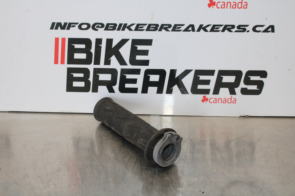 03-06 KAWASAKI Z1000 RIGHT THROTTLE TUBE GRIP BB164