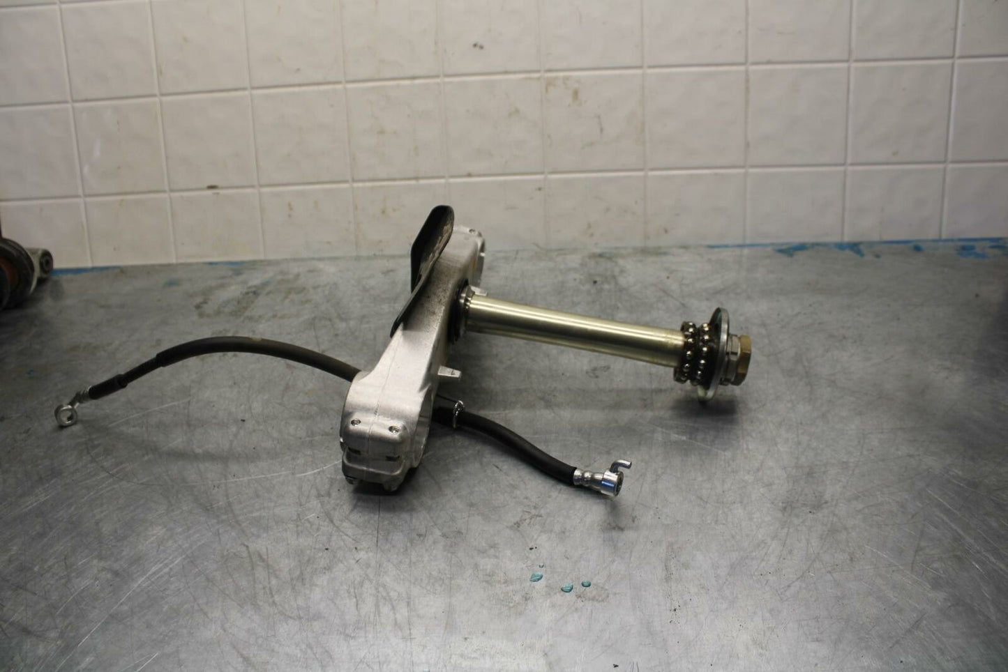 2012 Suzuki GSXR600 /750  FRONT FORKS CLAMP LOWER TRIPLE TREE STEM BB417
