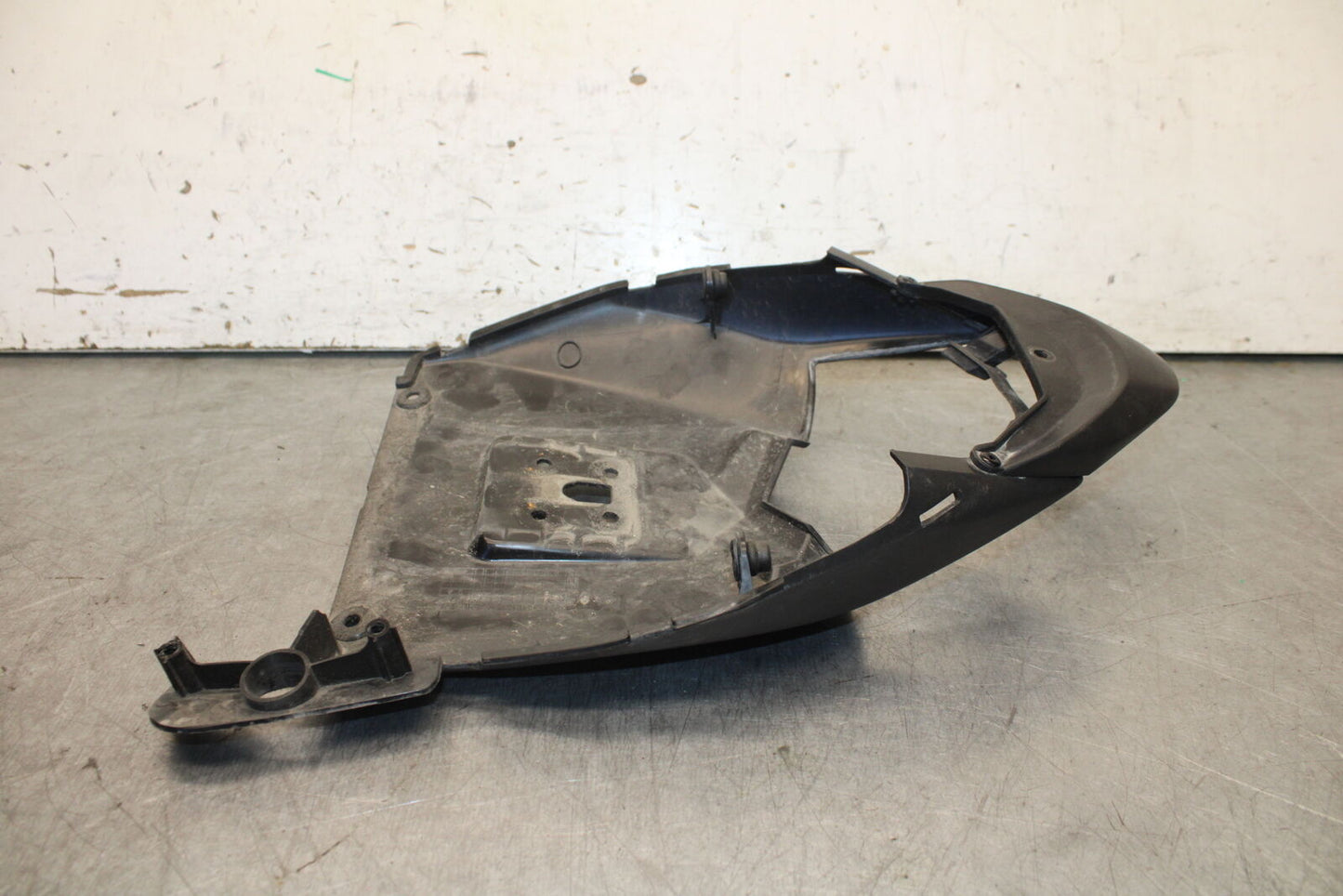 09-12 KAWASAKI NINJA ZX6R REAR BACK TAIL FAIRING COWL SHROUD BB698