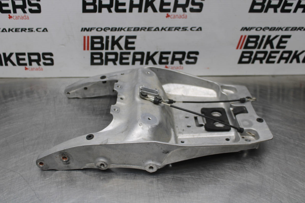 22 KAWASAKI NINJA 1000SX REAR BACK TAIL SUBFRAME SUB FRAME BB780