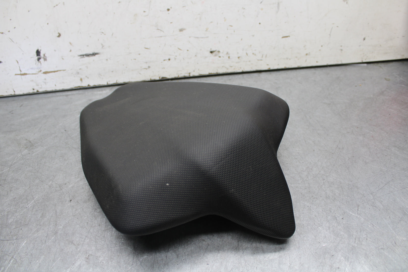 20-23 APRILIA RS660 REAR BACK PASSENGER TANDEM SEAT PAD SADDLE PILLION  BB667