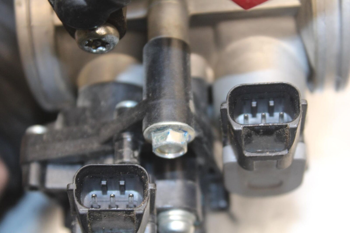 12-17 KAWASAKI ER-6N Z650 MAIN FUEL INJECTORS / THROTTLE BODIES BB607