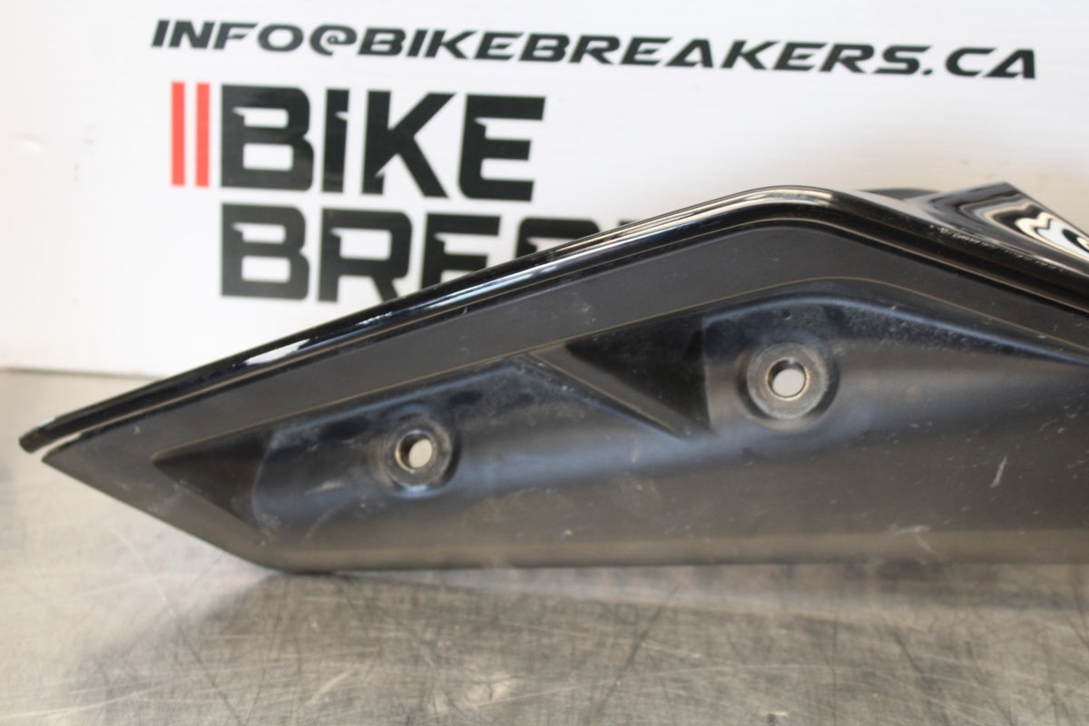 17-22 KTM 390 DUKE RIGHT REAR BACK TAIL FAIRING COWL SHROUD BB180