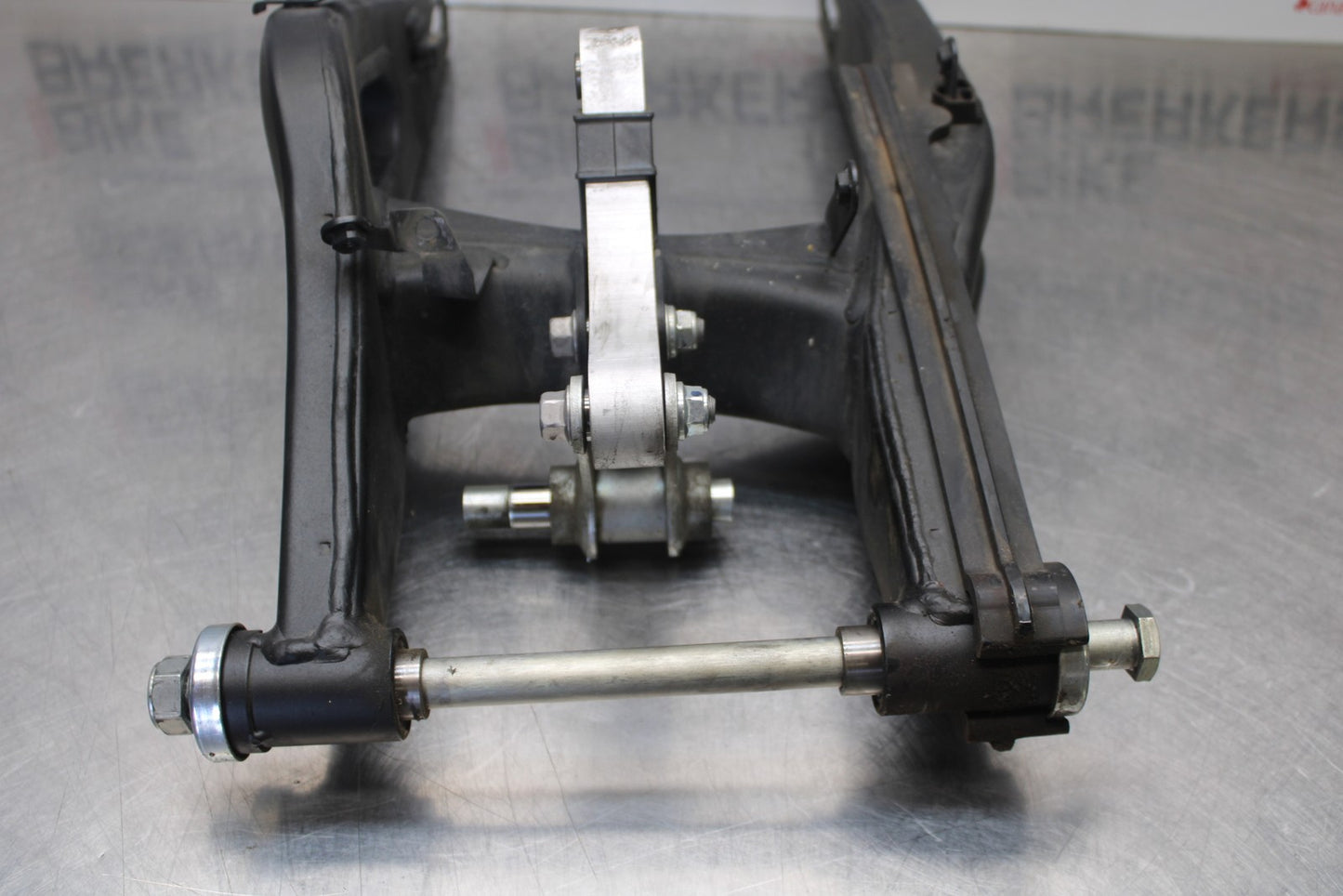 23-24 YAMAHA MT-07 REAR SWINGARM BACK SUSPENSION SWING ARM BB194