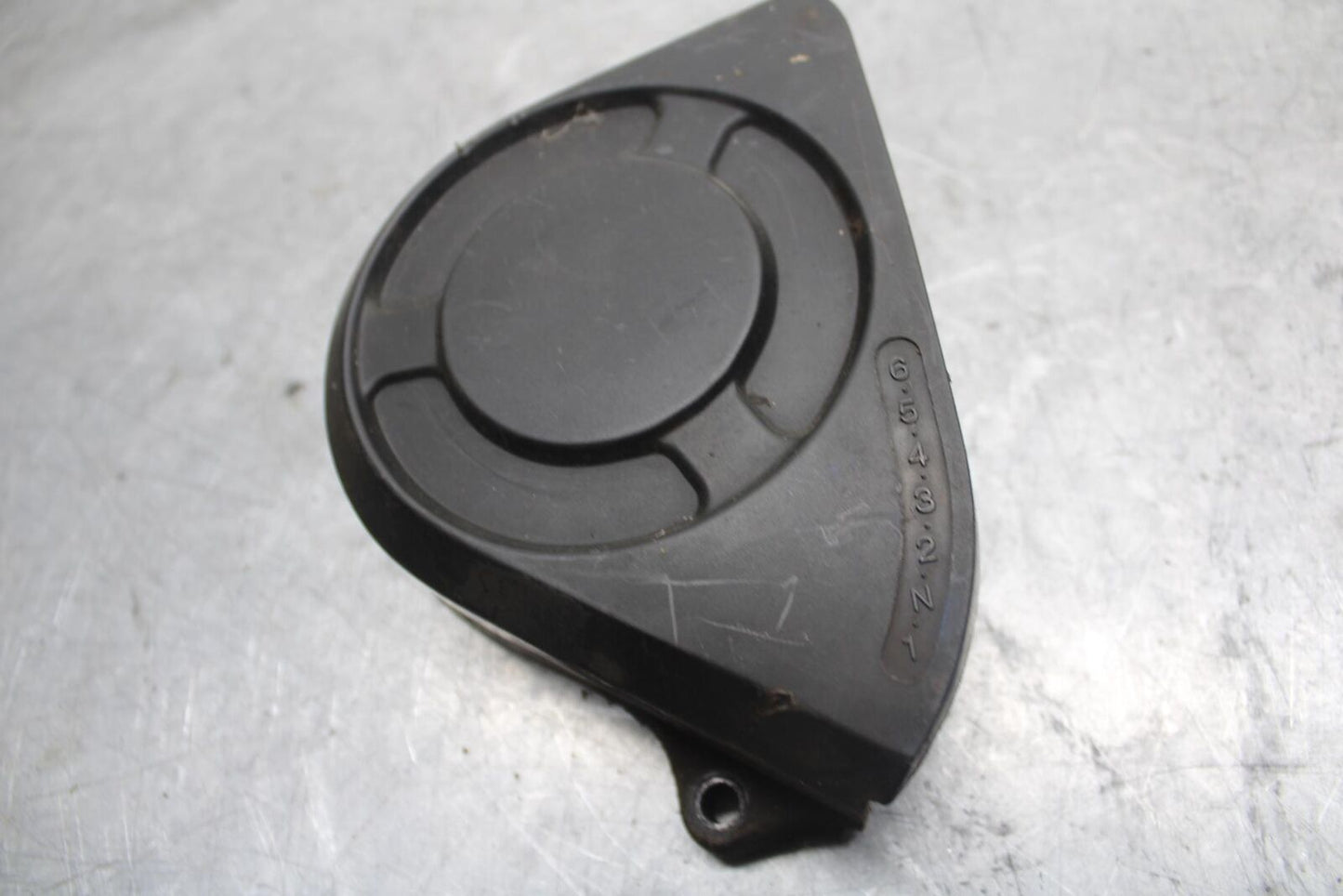 1992 Honda CBR600F2 ENGINE SPROCKET COVER 11350-MV9-670 BB40