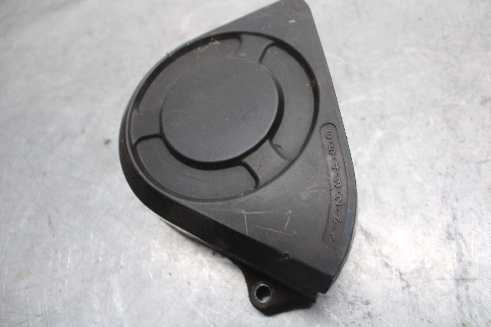 1992 Honda CBR600F2 ENGINE SPROCKET COVER 11350-MV9-670 BB40