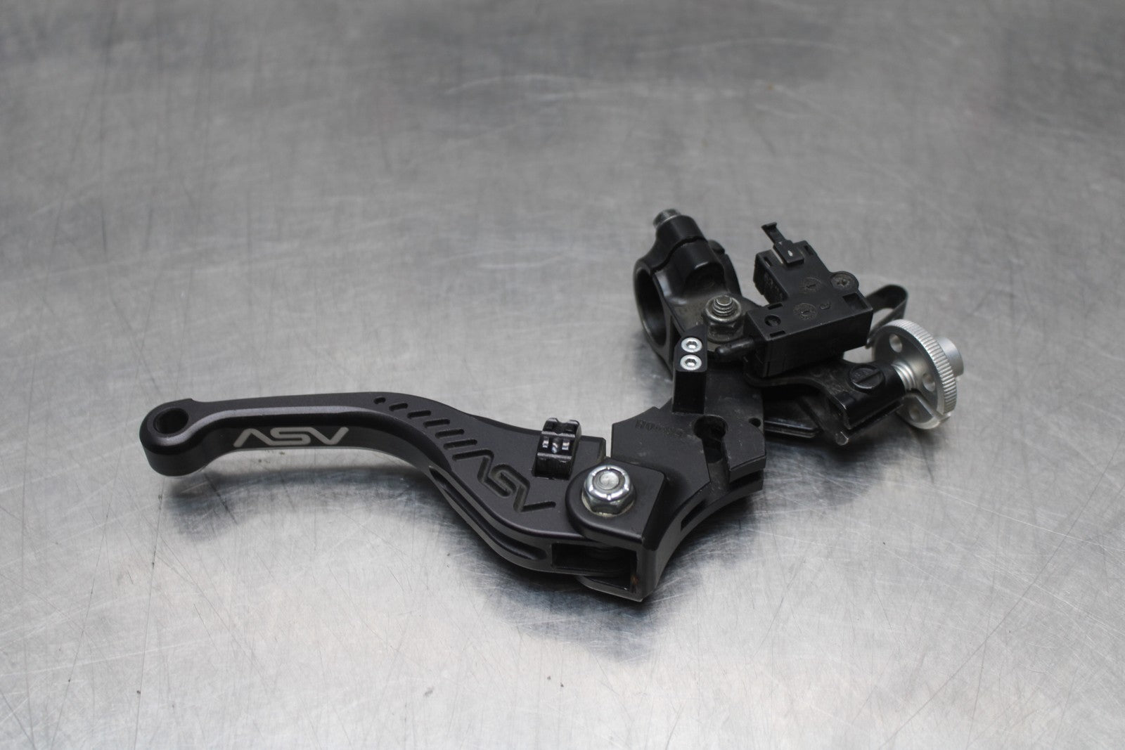 08-10 SUZUKI GSXR 600 CLUTCH PERCH MOUNT WITH ASV LEVER  BB202