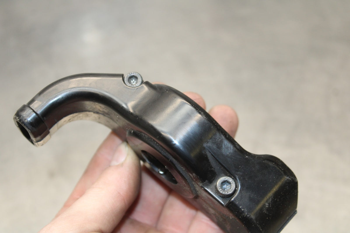 18 YAMAHA SUPER TENERE THROTTLE CABLE LINE HOUSING GUIDE BB832