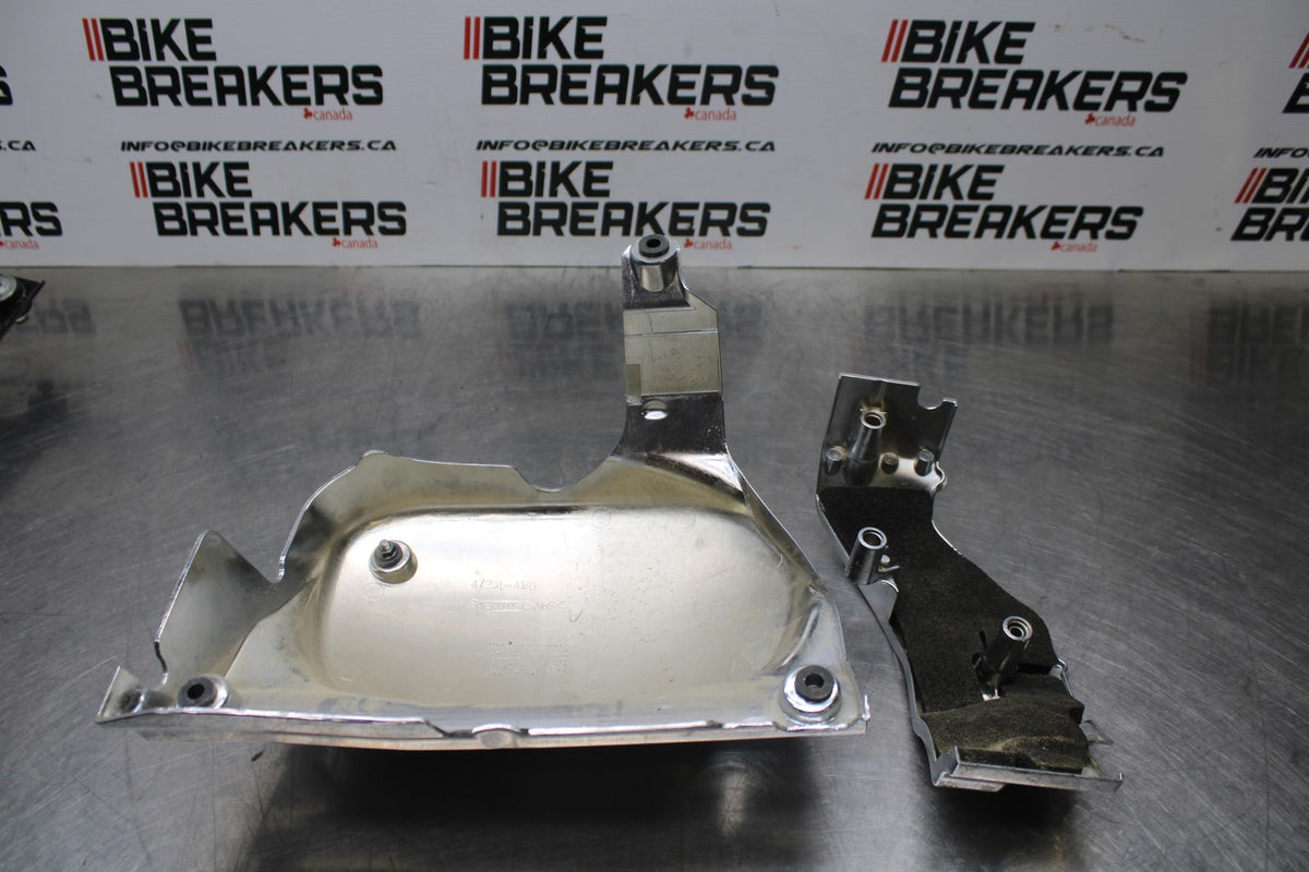 15 SUZUKI BOULEVARD C50 RIGHT SIDE ENGINE COVER PANEL COWL FAIRING SET BB775