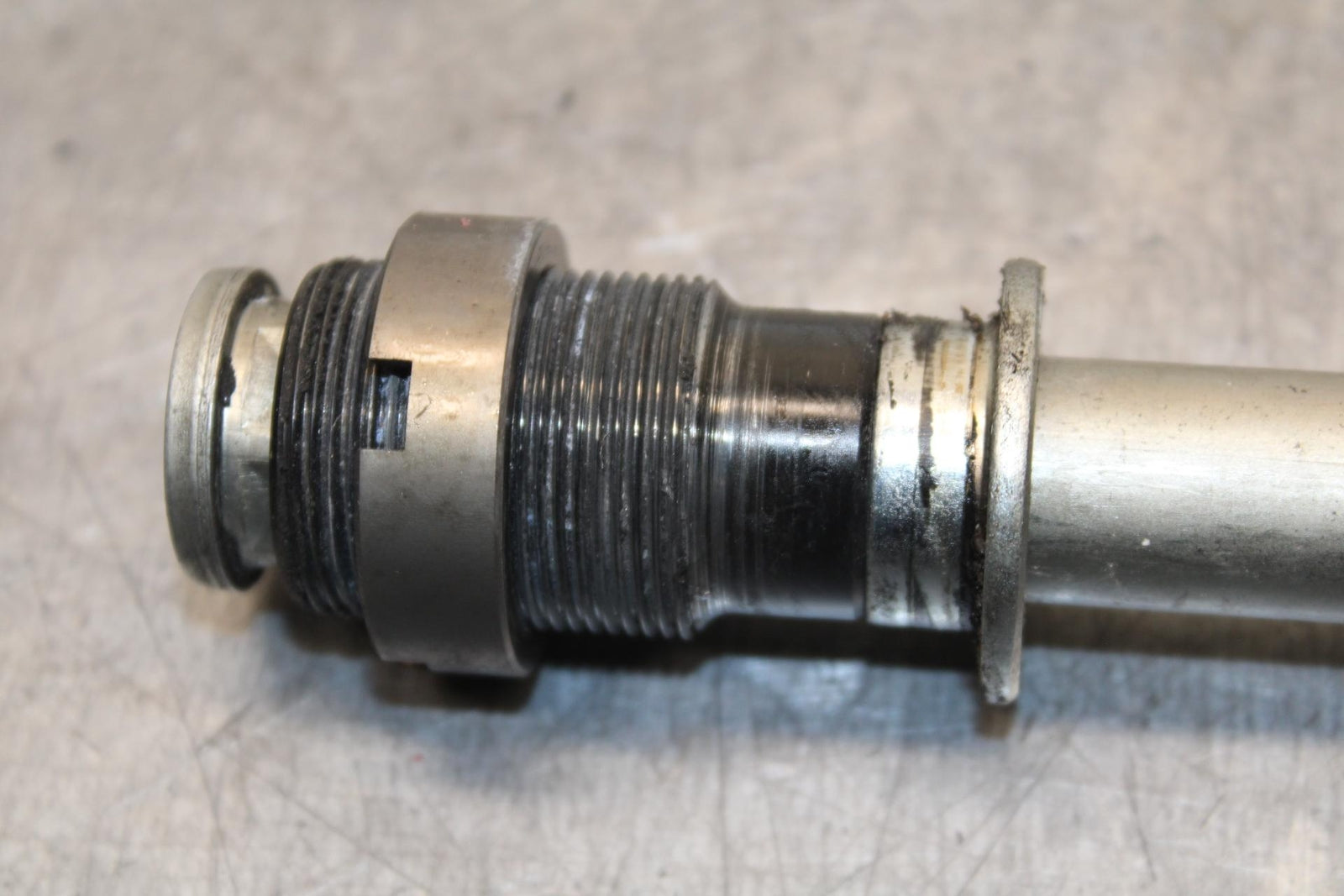 09-12 KAWASAKI NINJA ZX6R REAR BACK SWINGARM BOLT SUSPENSION PIVOT AXLE BB617