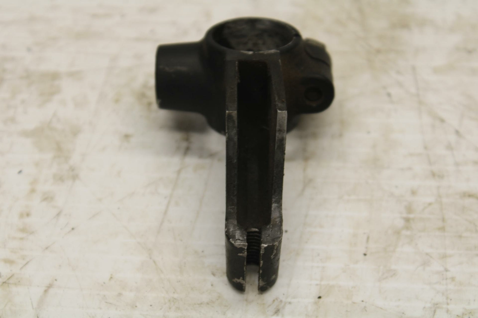77-79 SUZUKI GS750 CLUTCH LEVER PERCH MOUNT BRACKET BB258