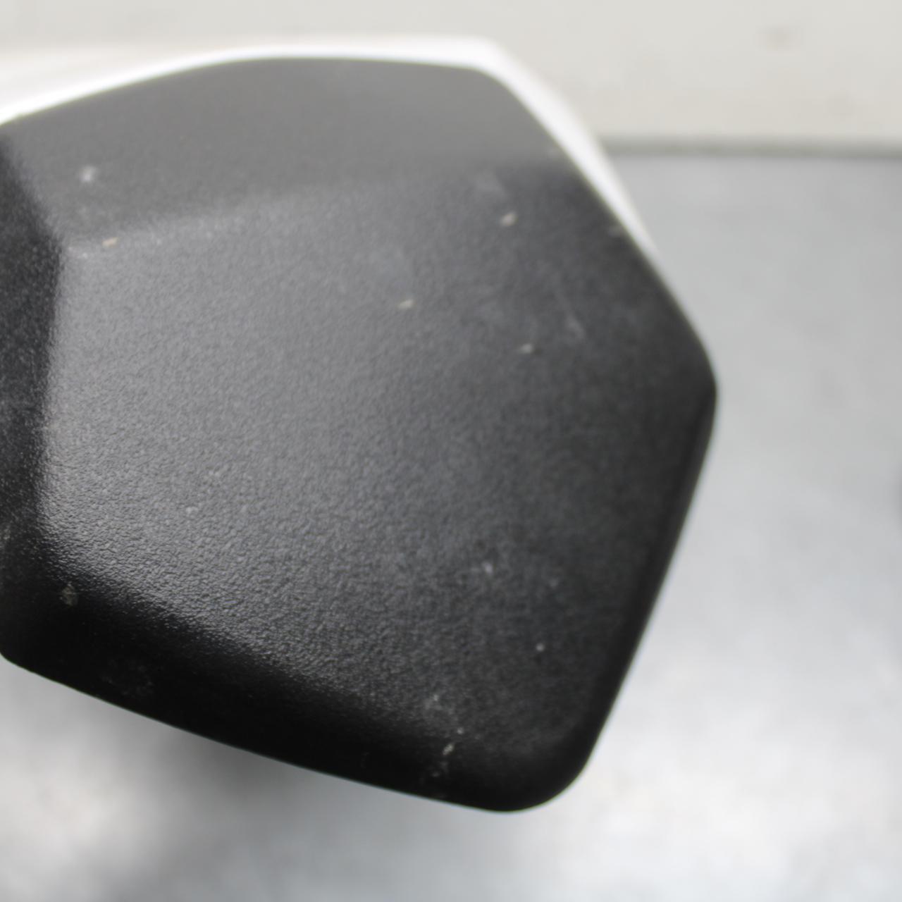 21 KAWASAKI NINJA ZX6R REAR BACK SEAT SOLO COWL FAIRING COVER  BB647