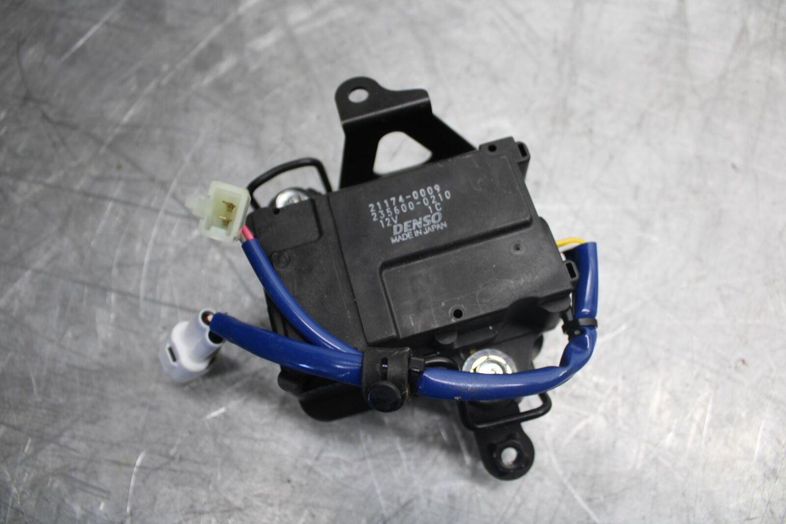 19-20 KAWASAKI NINJA ZX6R EXHAUST VALVE SERVO MOTOR BB517