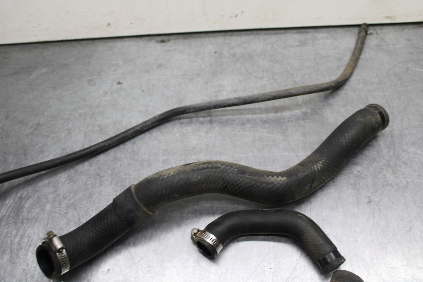 03-08 KAWASAKI VULCAN 1600 RADIATOR HOSES ENGINE COOLANT WATER PIPES KIT  BB754