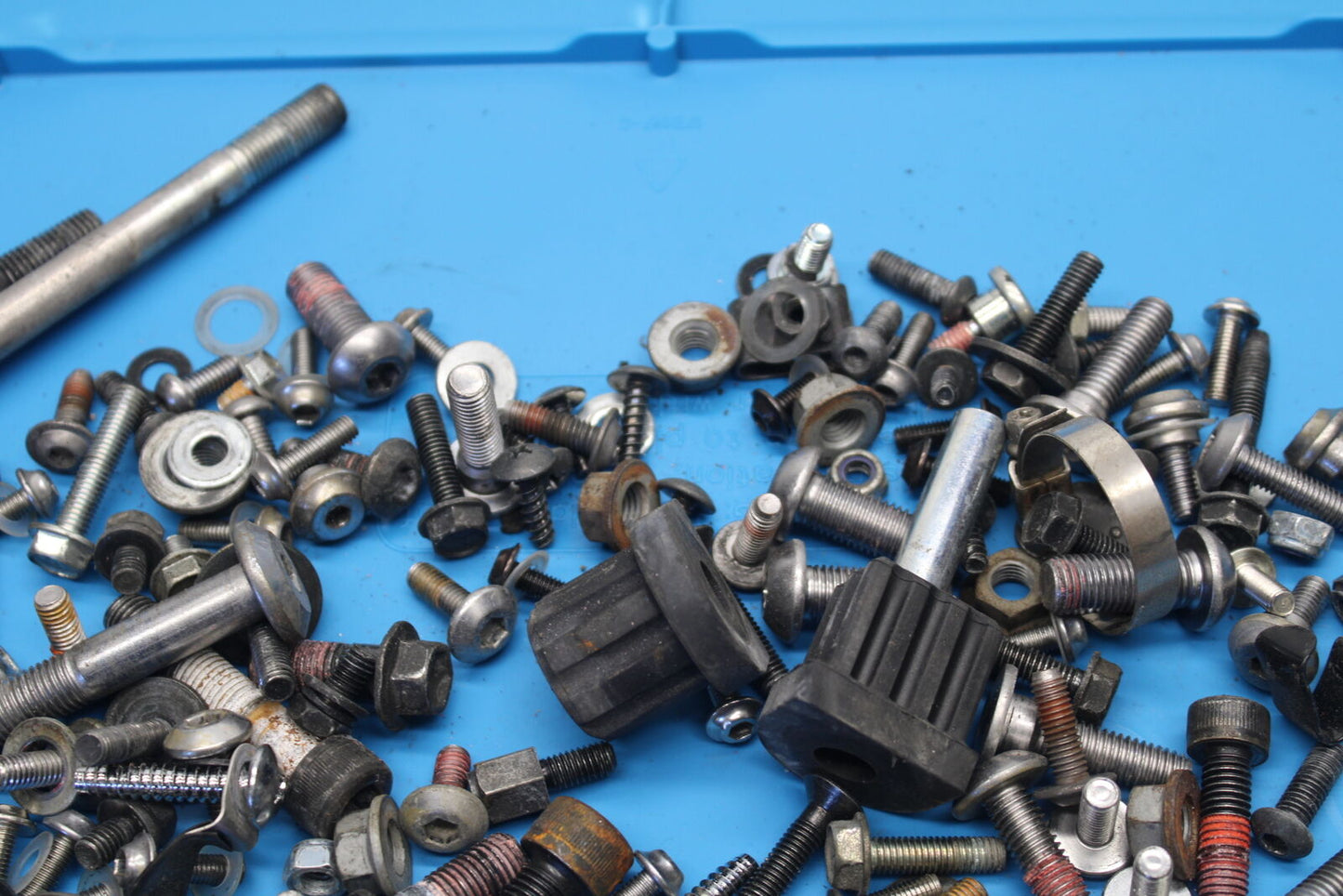 09-12 KAWASAKI NINJA ZX6R MOUNTING BOLTS HARDWARE MOTOR SCREWS BB698