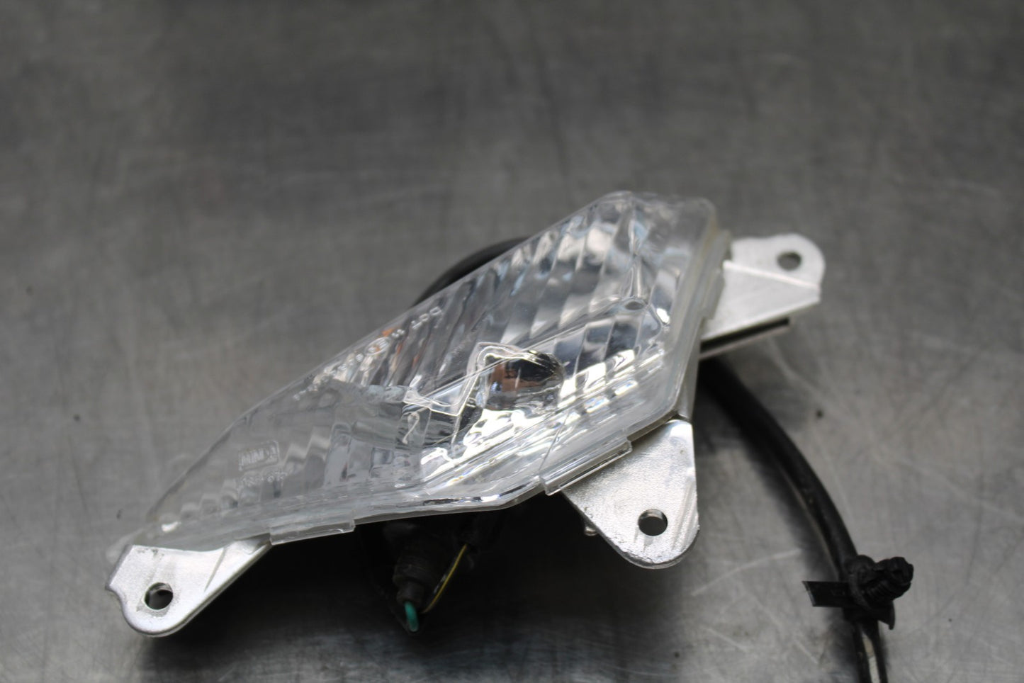 13-17 KAWASAKI NINJA 300 EX300 ABS LEFT FRONT TURN SIGNAL LIGHT INDICATOR BB187