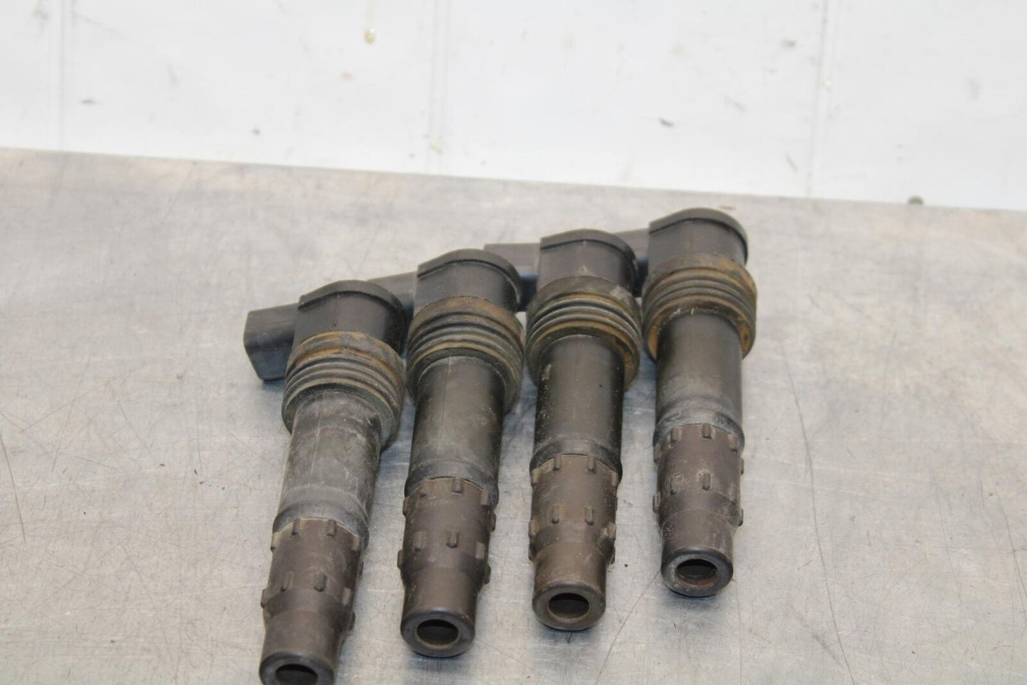 1999 Suzuki GSXR600 IGNITION COILS COIL SPARK PLUG CAPS 33410-34E00 BB580