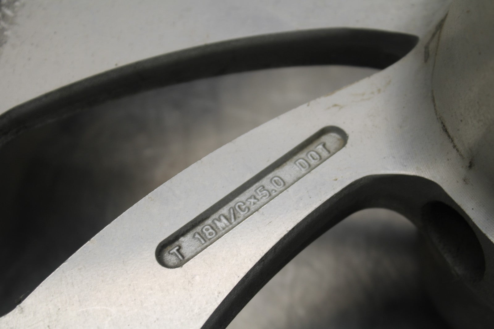 05-06 VICTORY KINGPIN DELUXE REAR WHEEL BACK RIM BB195
