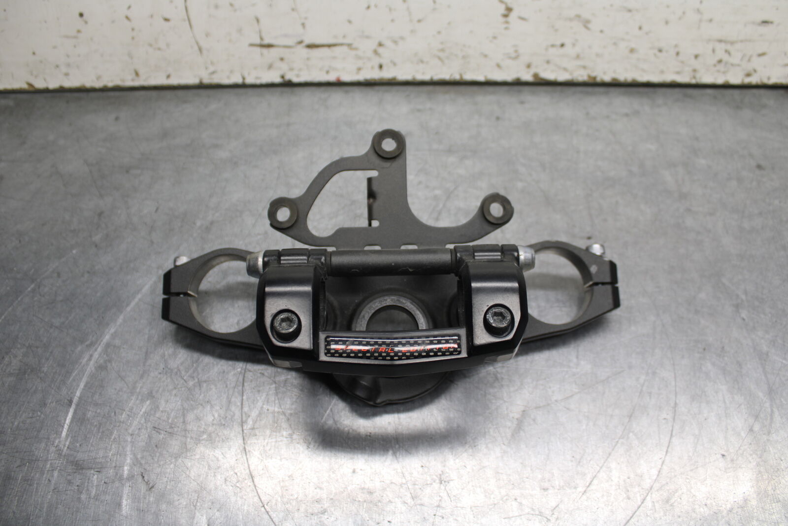 12-13 KAWASAKI Z1000 FORKS UPPER TRIPLE TREE CLAMP BB743