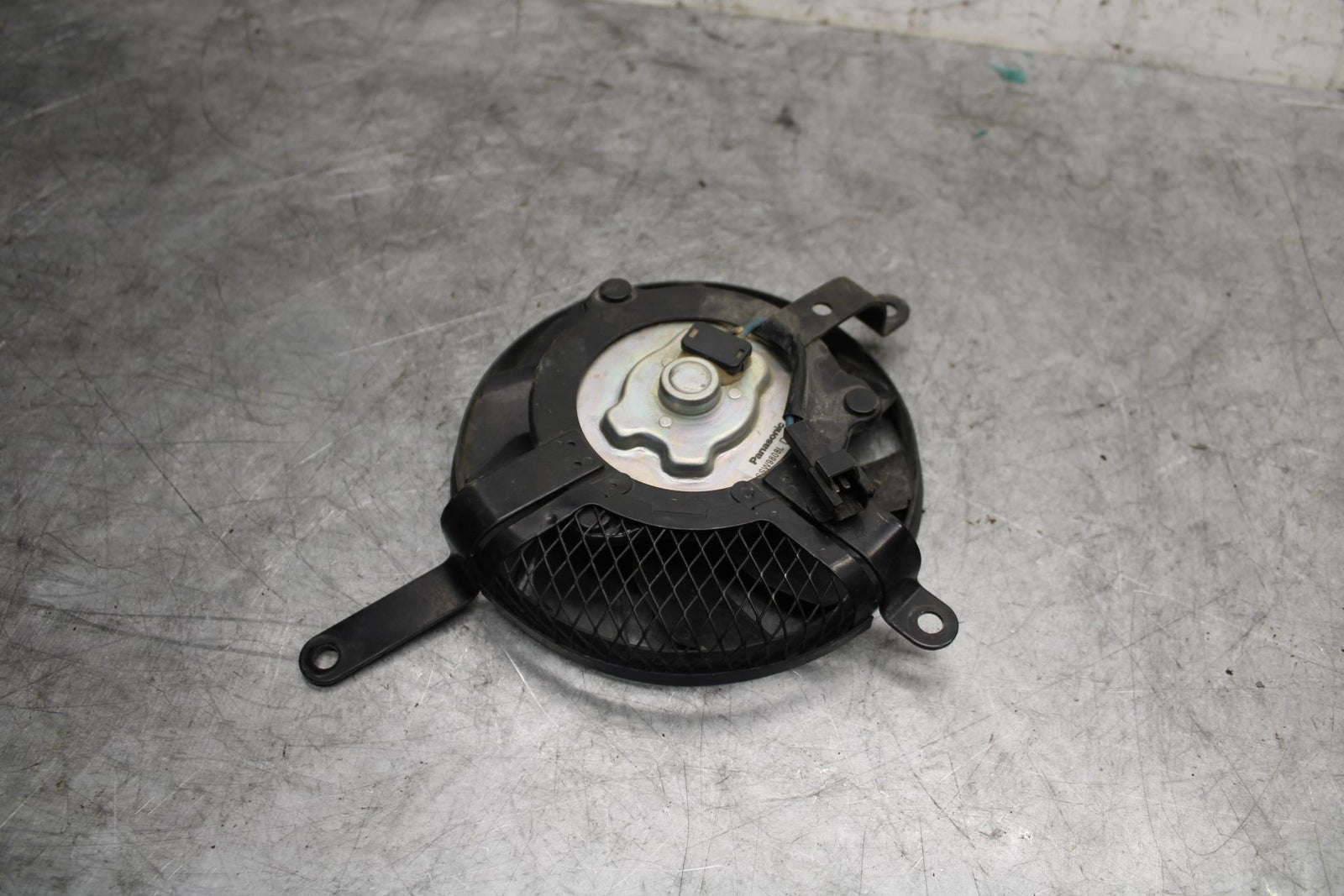 06-07 SUZUKI GSXR600 ENGINE RADIATOR COOLING FAN 17800-01H00 BB543#C