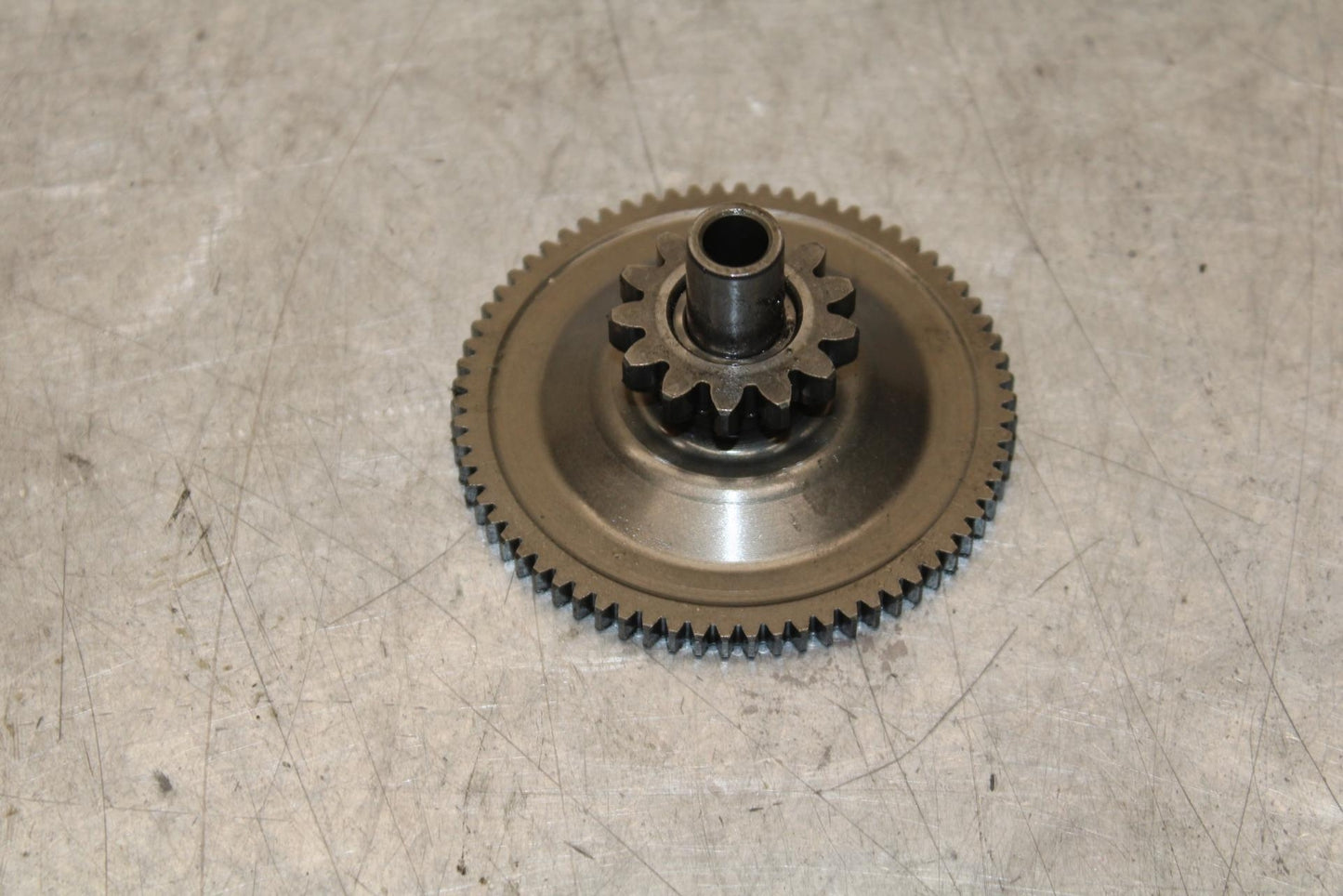 2001 Suzuki GSXR750 ENGINE MOTOR IDLER IDLING GEAR 12611-35F00 12612-35F00 BB553