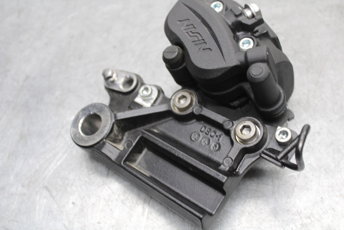 18-23 KAWASAKI NINJA 400 REAR BACK BRAKE CALIPER W MOUNT BRACKET BB660