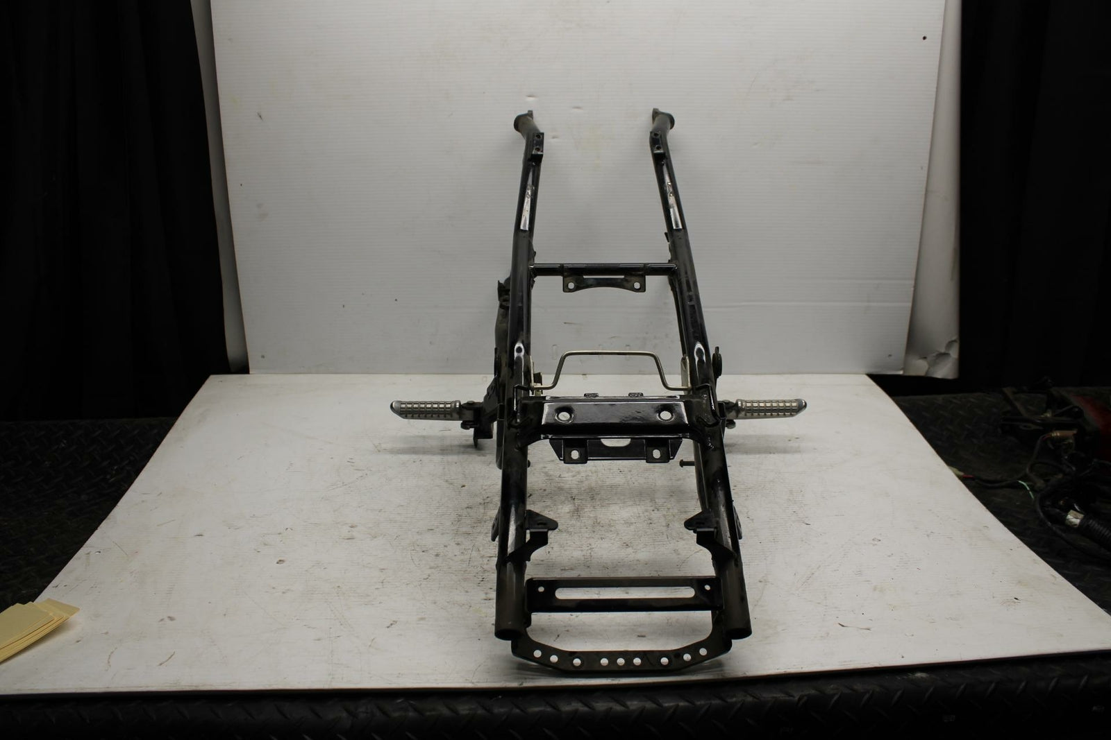 90-07 KAWASAKI ZZR 250 REAR BACK TAIL SUBFRAME SUB FRAME BB298