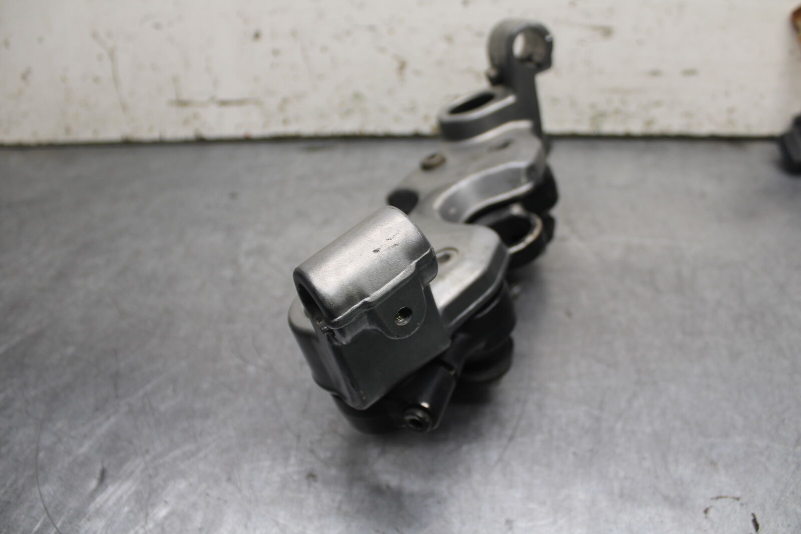 04-05 SUZUKI KATANA 750 GSX750F FORKS UPPER TRIPLE TREE CLAMP BB110