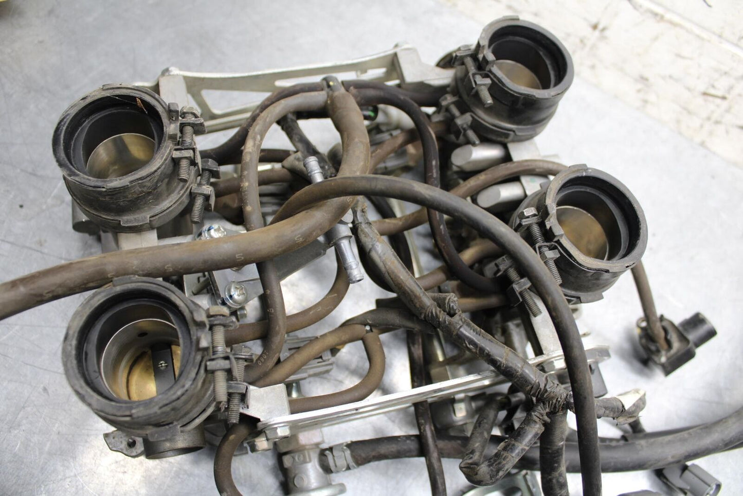 2008 Honda Interceptor 800 VFR800A ABS FUEL INJECTORS / THROTTLE BODIES BB566