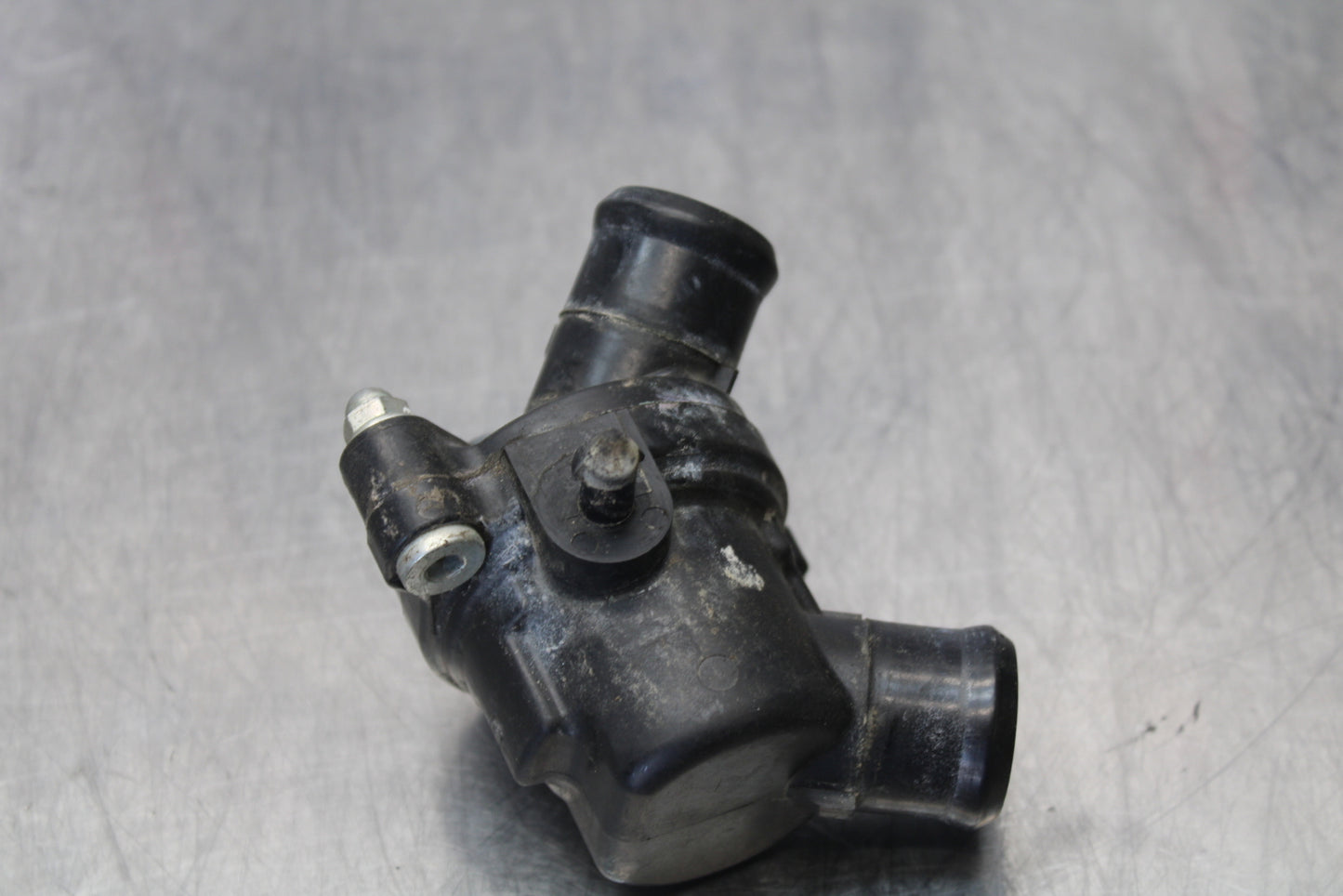 07-08 YAMAHA YZF R1 THERMOSTAT W HOUSING ASSEMBLY BB160