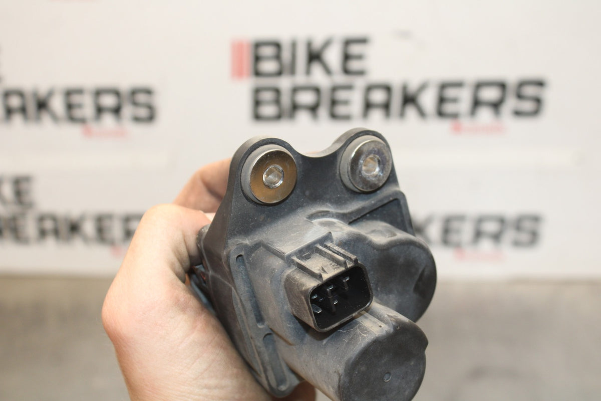03 YAMAHA YZF R1 EXHAUST VALVE SERVO MOTOR BB895