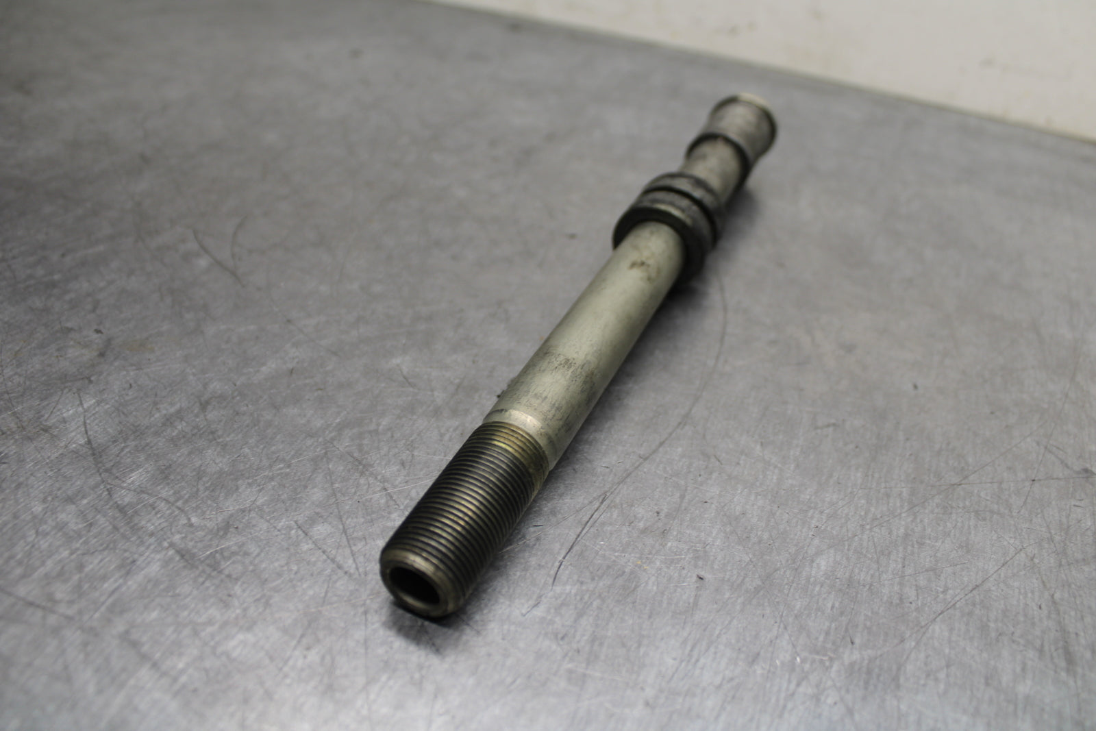 07-09 KAWASAKI VERSYS 650 FRONT WHEEL RIM AXLE PIVOT BOLT BB125