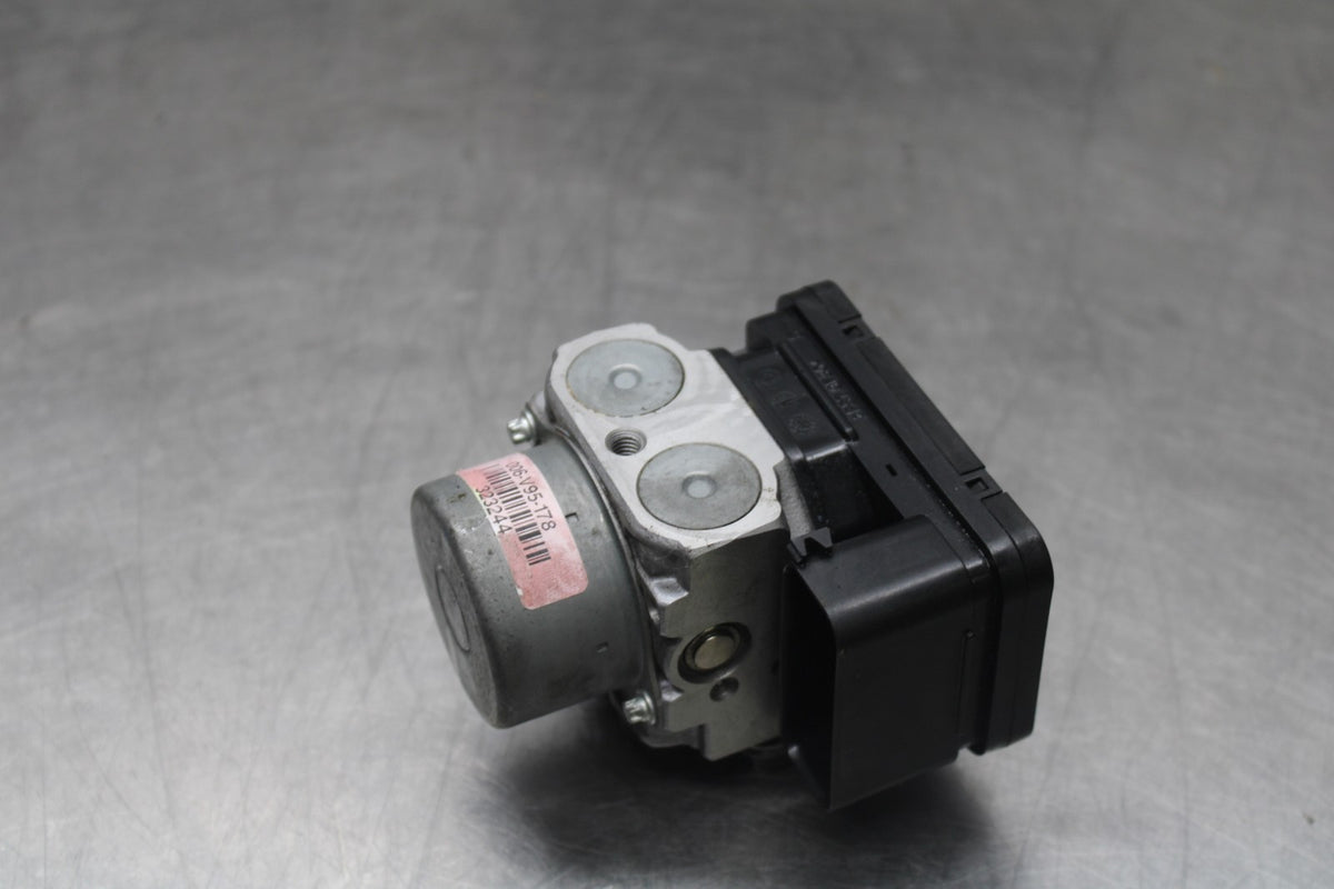 23 KAWASAKI Z900RS ABS PUMP UNIT MODULE BB935