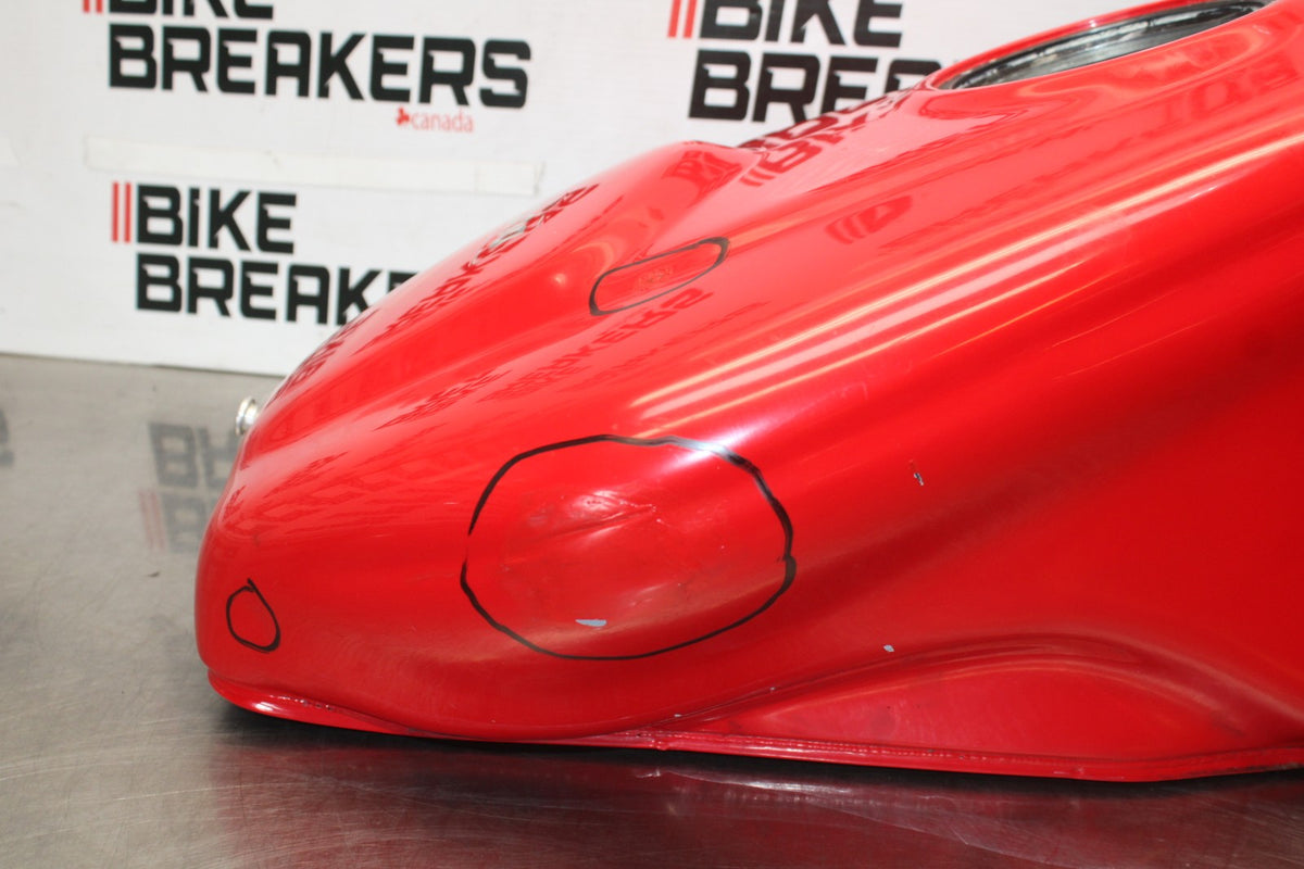 05 DUCATI SUPERSPORT 800 GAS TANK FUEL CELL PETROL RESERVOIR BB913