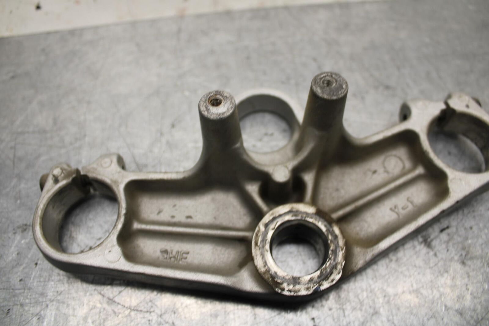 89-90 YAMAHA FZR600 FORKS UPPER TRIPLE TREE CLAMP BB76