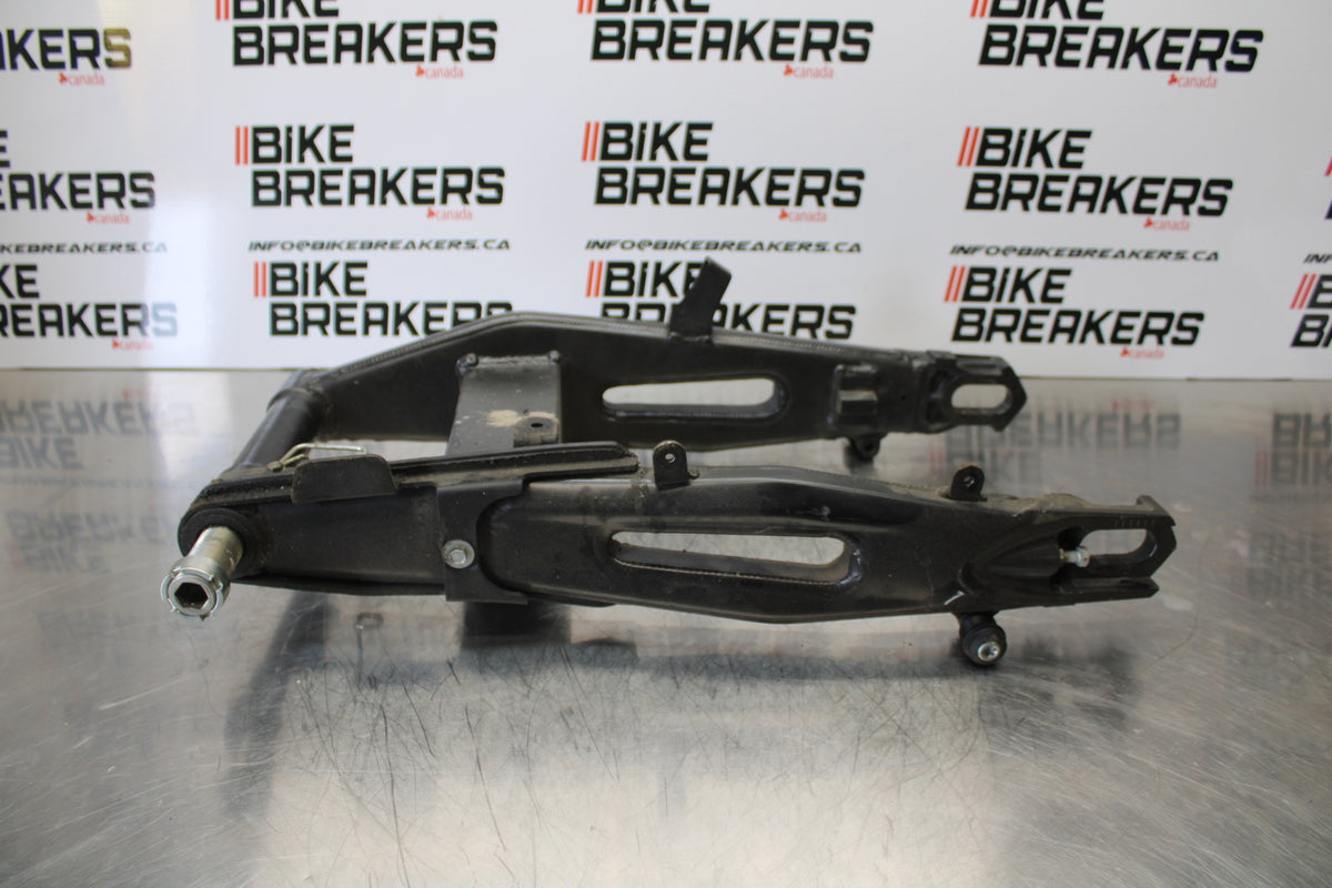 07 KAWASAKI Z1000 REAR SWINGARM BACK SUSPENSION SWING ARM BB148