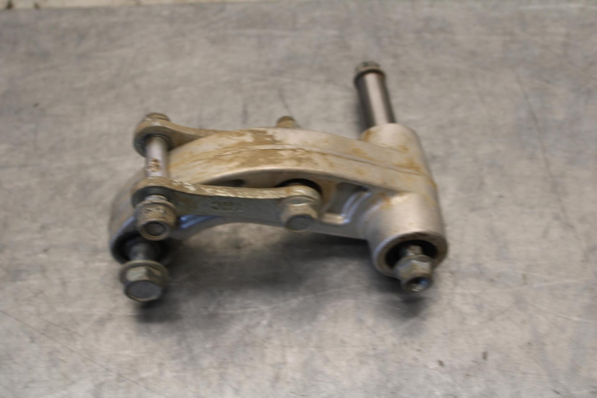 2015 Yamaha FZ09 REAR DOGBONE SHOCK LINKAGE LINK 1RC-2217A-00-00 BB69