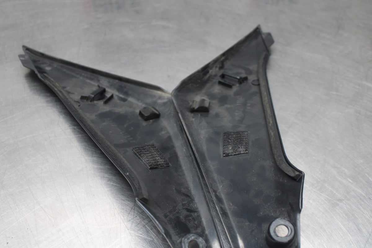 05-06 SUZUKI GSXR1000 RIGHT LEFT GAS FUEL TANK PANELS COVERS TRIM COWLS BB857