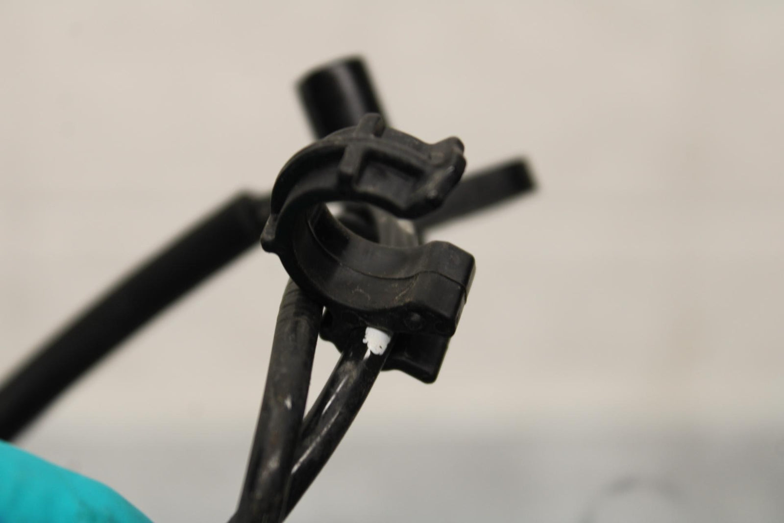 20 KAWASAKI Z400 ER400 ABS REAR ABS BRAKE SENSOR BB586