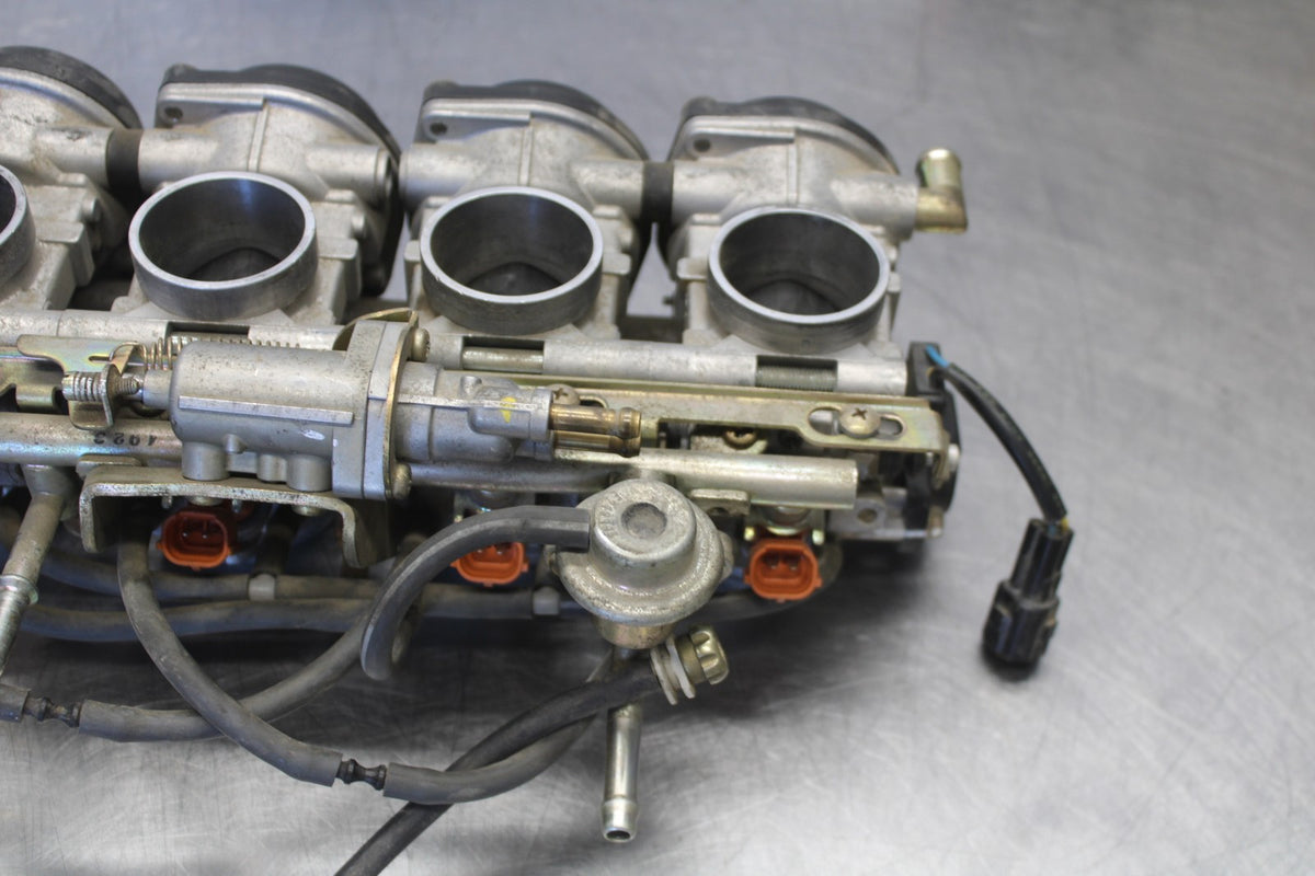 05 YAMAHA YZF R6 MAIN FUEL INJECTORS / THROTTLE BODIES BB894
