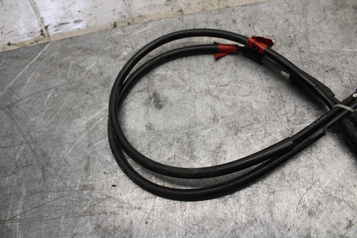 2003 Yamaha YZF R1 THROTTLE CABLES LINES 5PW-26302-00-00 BB50