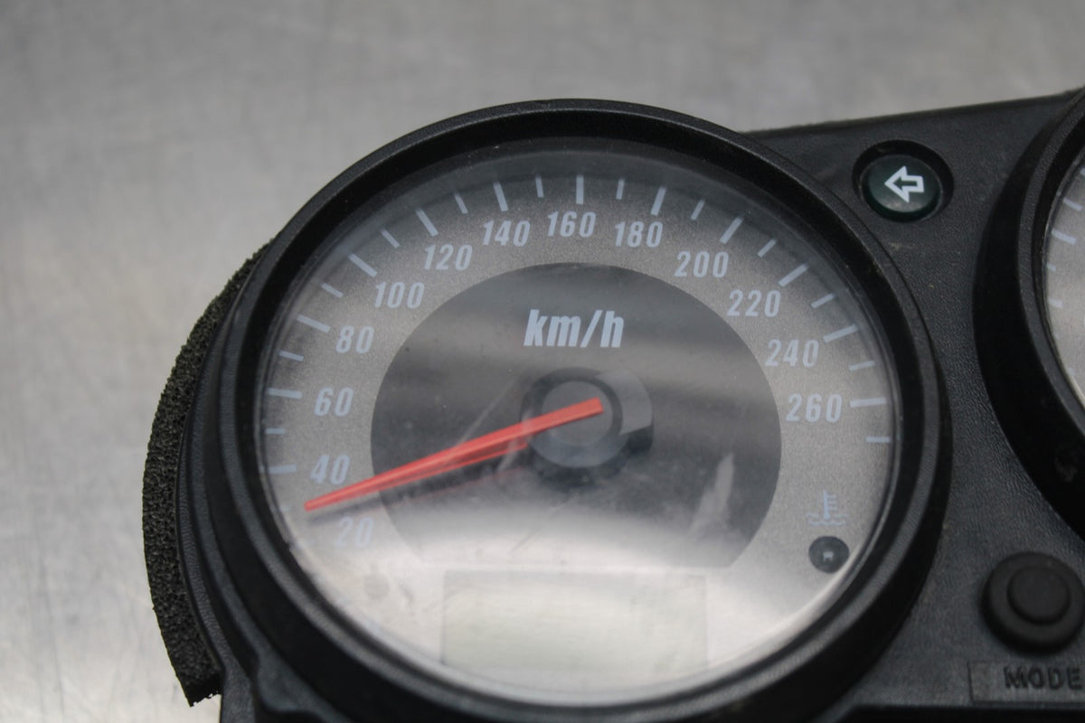 06 KAWASAKI Z750 SPEEDO TACH GAUGES DISPLAY CLUSTER SPEEDOMETER TACHOMETER BB837
