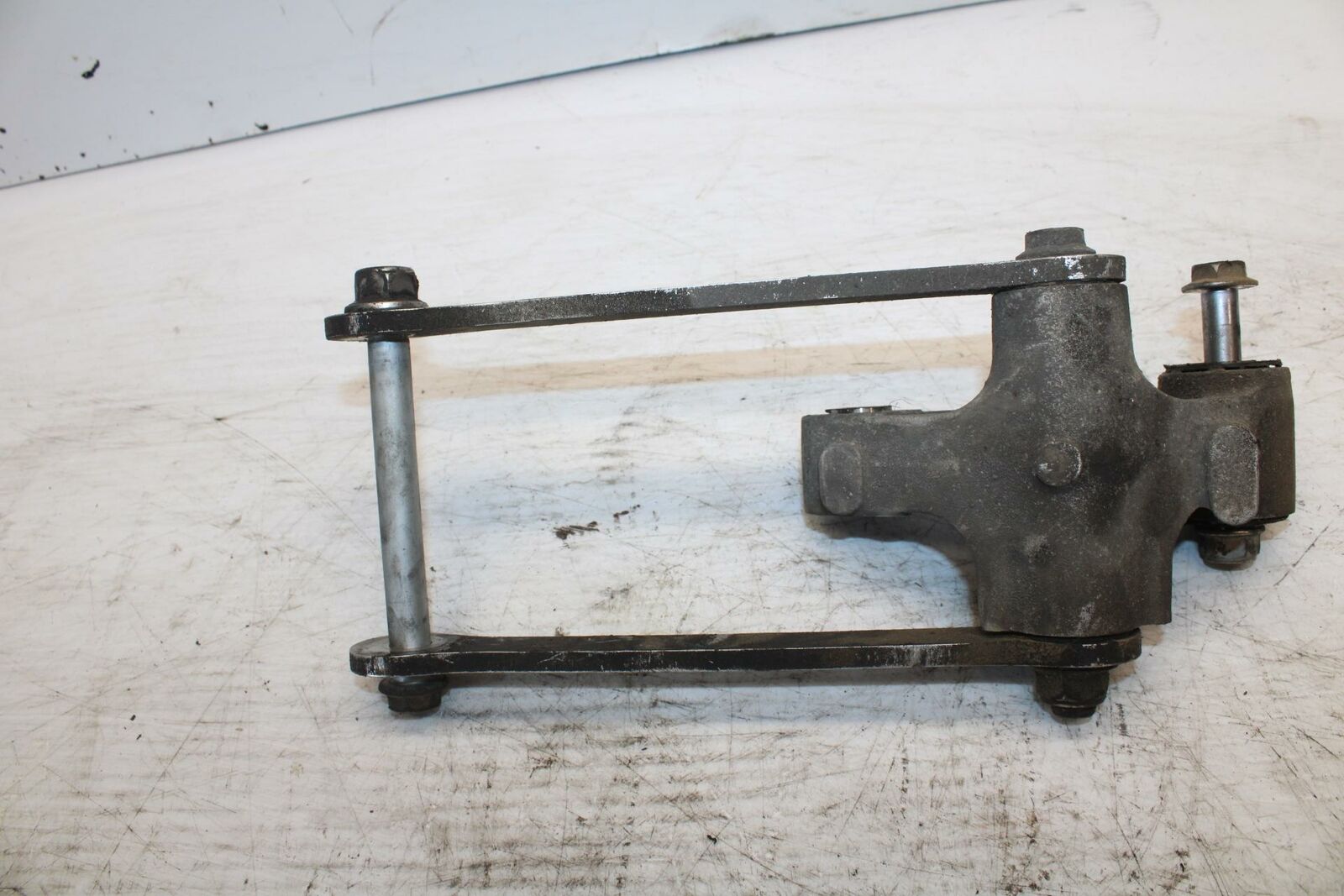 07-08 KAWASAKI NINJA ZX6R REAR DOGBONE SHOCK LINKAGE LINK BB274