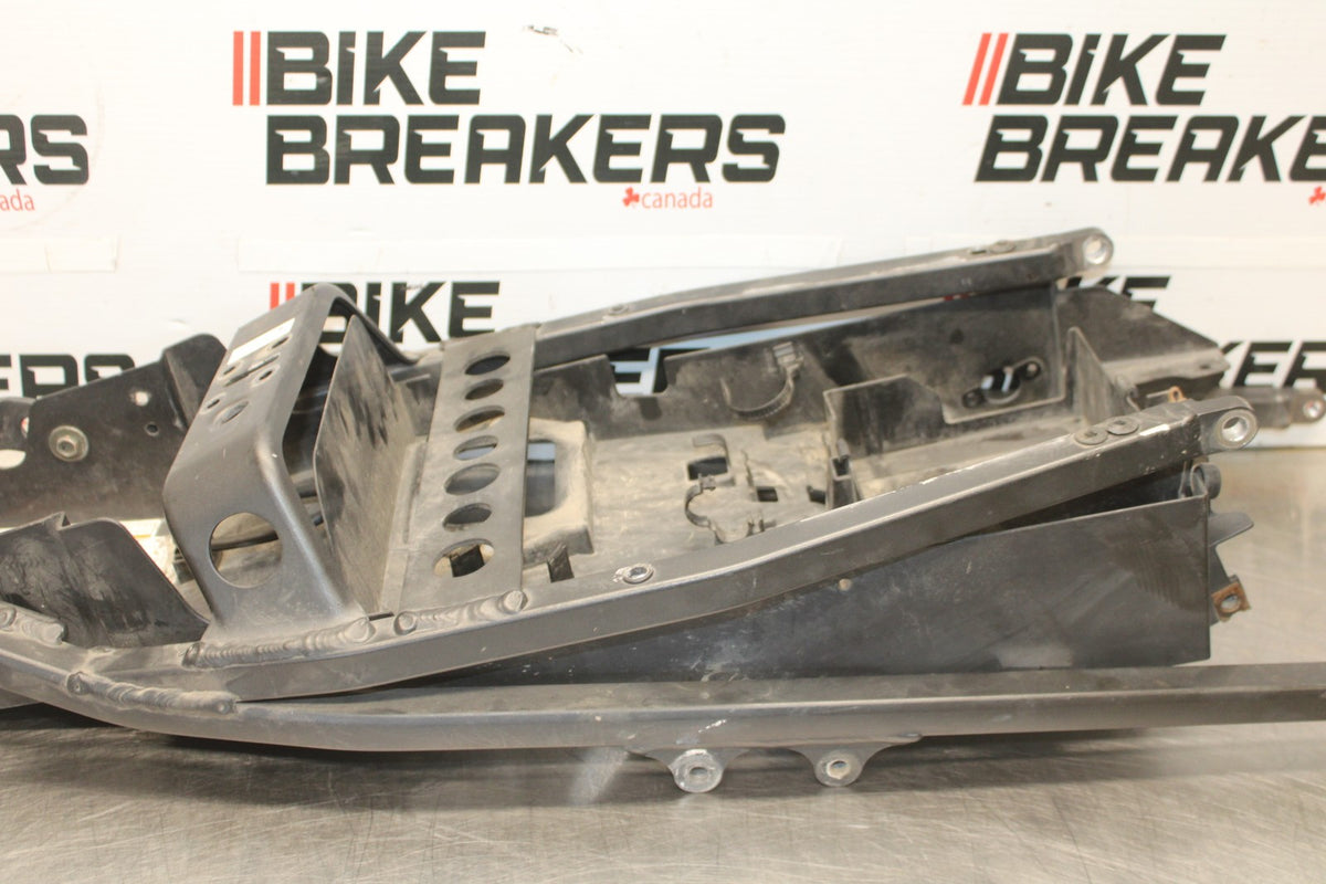 03 YAMAHA YZF R1 REAR SUBFRAME BACK SUB FRAME BB895