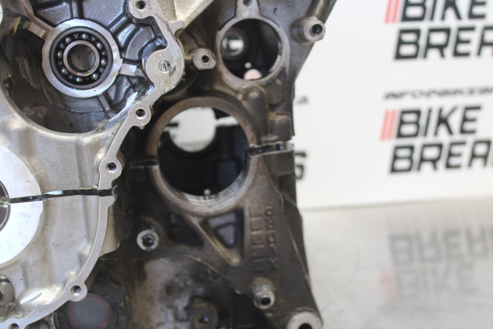 10-11 BMW S1000RR ENGINE MOTOR CRANKCASE CRANK CASES BLOCK BB168